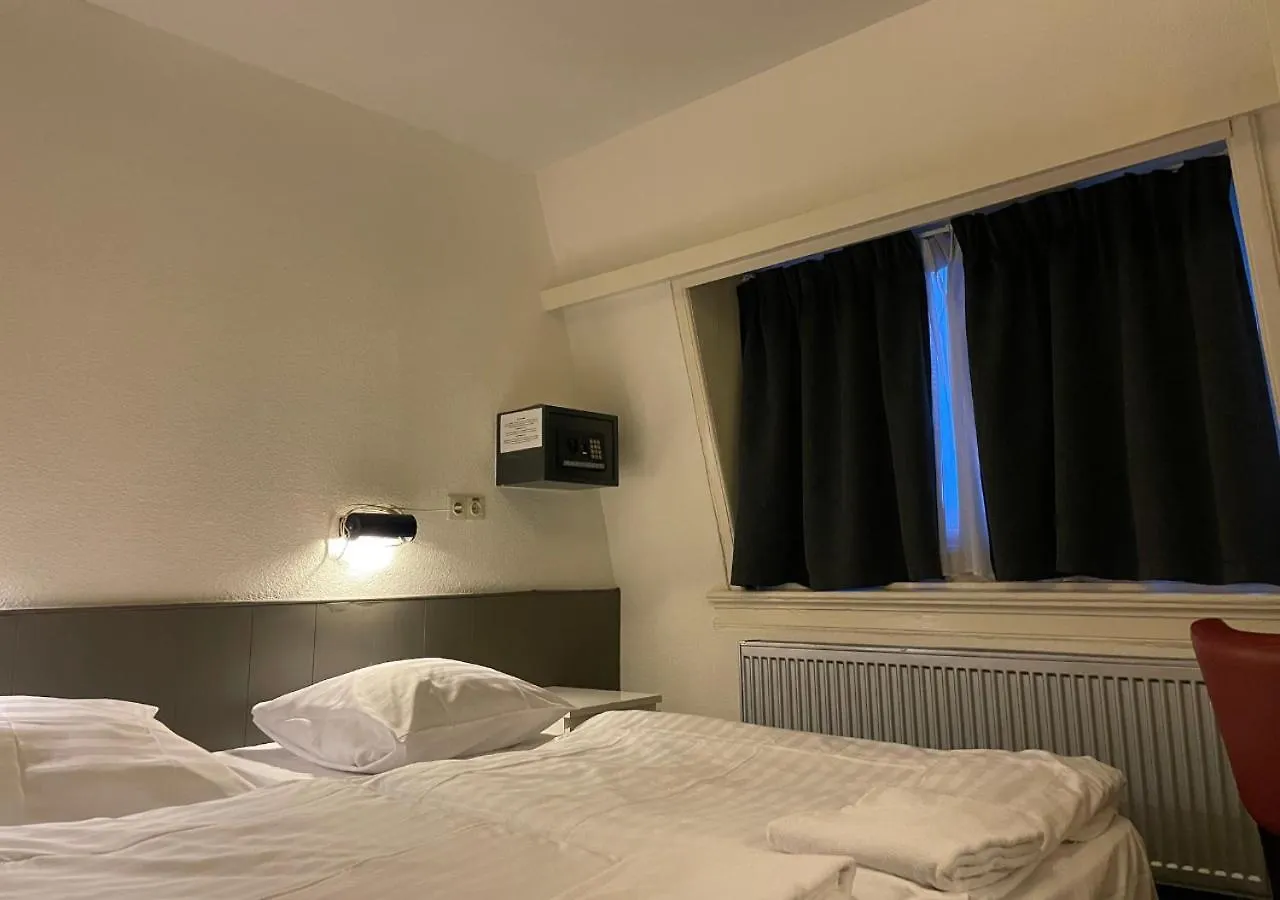 **  City Hotel Amsterdam Netherlands