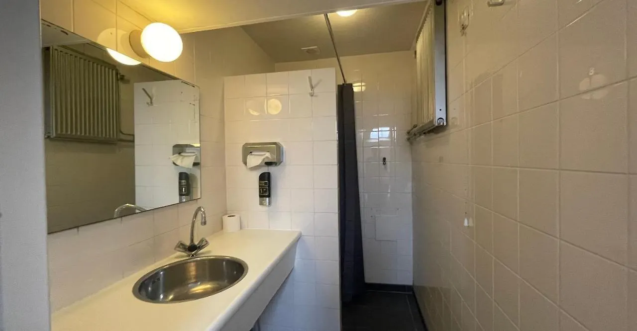 City Hotel Amsterdam 2*,