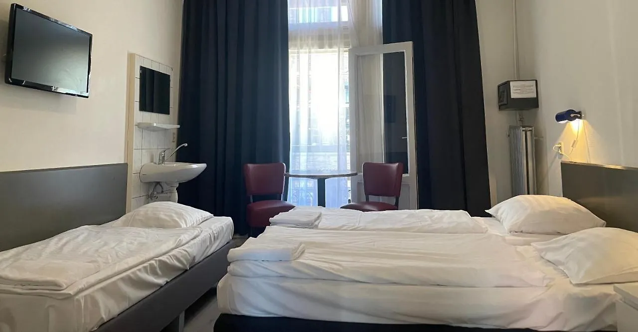 **  City Hotel Amsterdam Netherlands