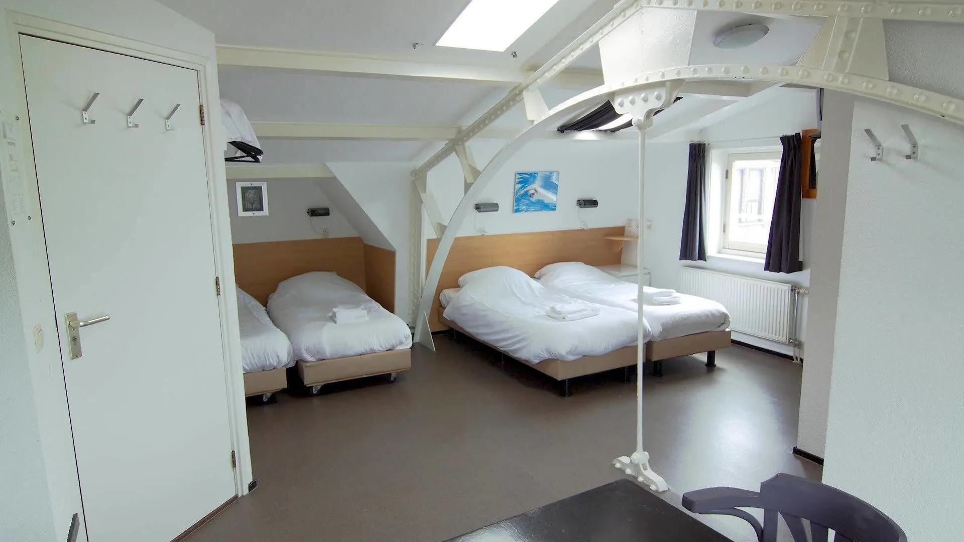 City Hotel Amsterdam 2*,  Netherlands